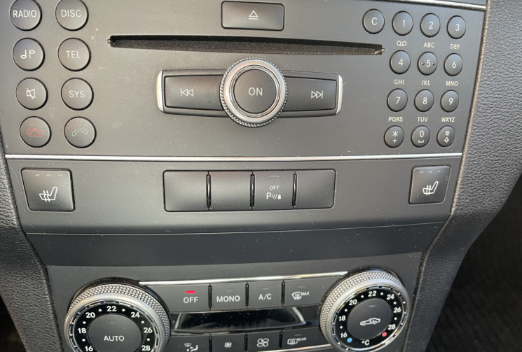 Mercedes CLASSE GLK 200 CDI BE 143 ch-Pack innovation-Sièges Chauffants-Attelage-Garantie 6 Mois 