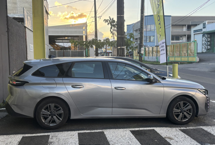 Peugeot 308 SW 1.2 PureTech 130ch S&S Allure EAT8 // Boite automatique 