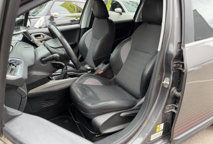 Peugeot 2008 1.2 110CV Urban Soul / 1ere main / Suivi complet / Courroie changée 