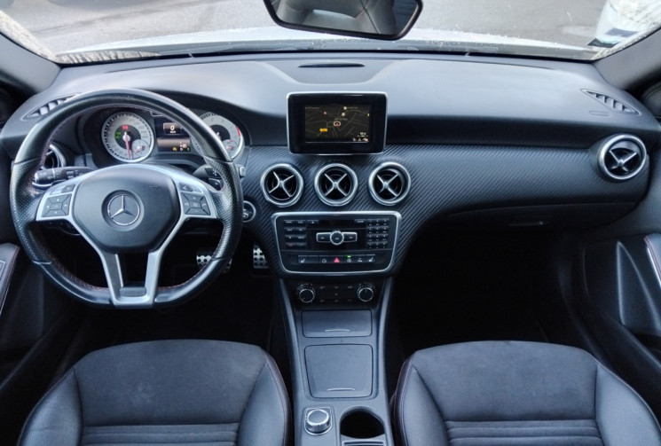 Mercedes Classe A  180 1.6 7G-DCT Fascination - Suivi 