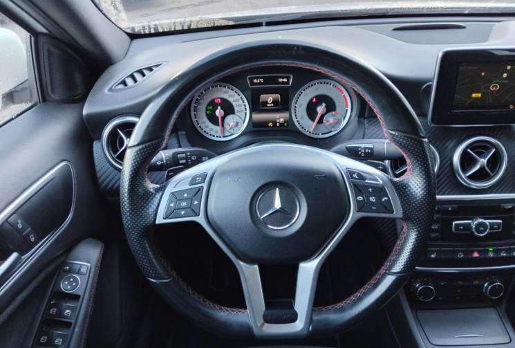 Mercedes Classe A  180 1.6 7G-DCT Fascination - Suivi 