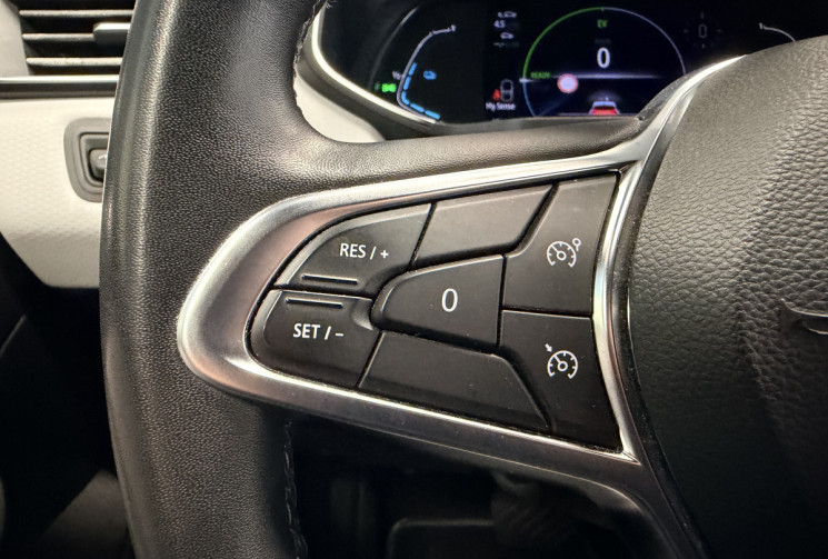 Renault CLIO V 1.6 E-TECH 140 HEV Intens - caméra 360 - Carplay - Attelage - Suivie Renault