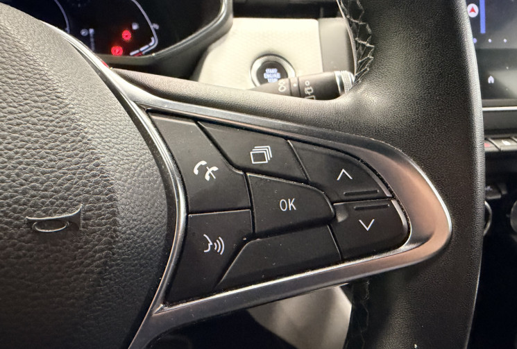 Renault CLIO V 1.6 E-TECH 140 HEV Intens - caméra 360 - Carplay - Attelage - Suivie Renault