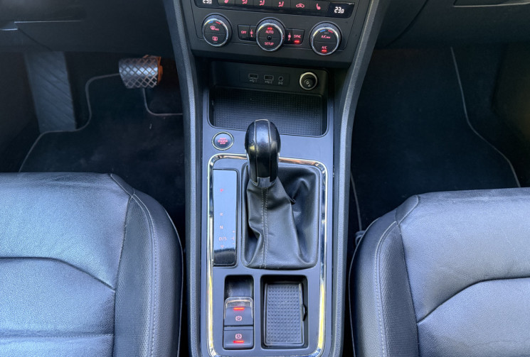 SEAT ATECA 1.4 TSi 150 DSG7 STYLE / Camera / Carplay / Sieges cuir chauffants / GPS / 
