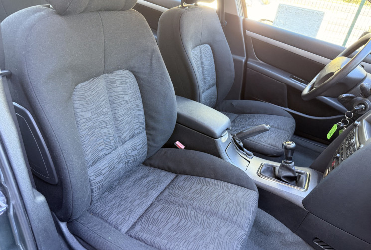 Peugeot 407 1.6 HDi 110 ch Premium Pack Limited / Propriétaire actuel depuis 2008 / Distri neuve