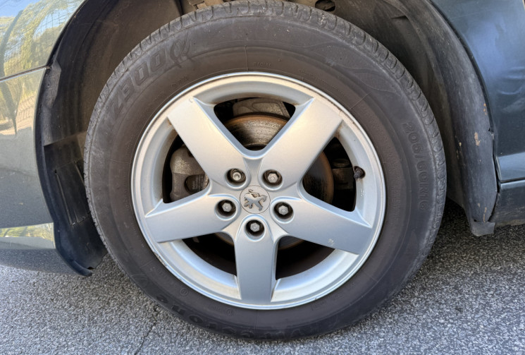 Peugeot 407 1.6 HDi 110 ch Premium Pack Limited / Propriétaire actuel depuis 2008 / Distri neuve