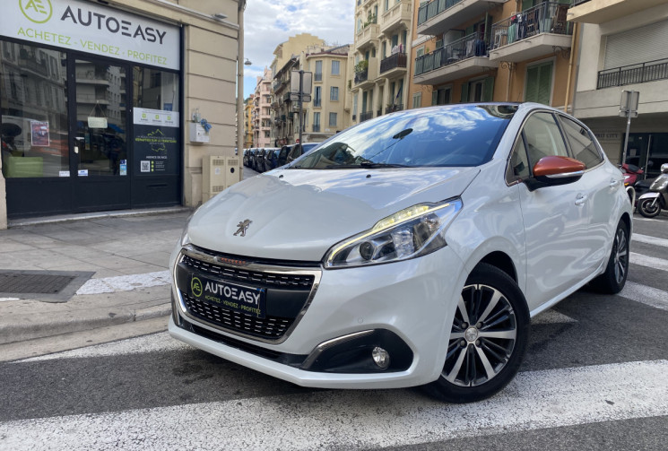 Peugeot 208 1.2 110 CH ROLAND GARROS BOITE AUTO 86400 KMS