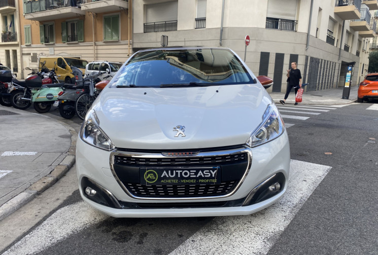 Peugeot 208 1.2 110 CH ROLAND GARROS BOITE AUTO 86400 KMS