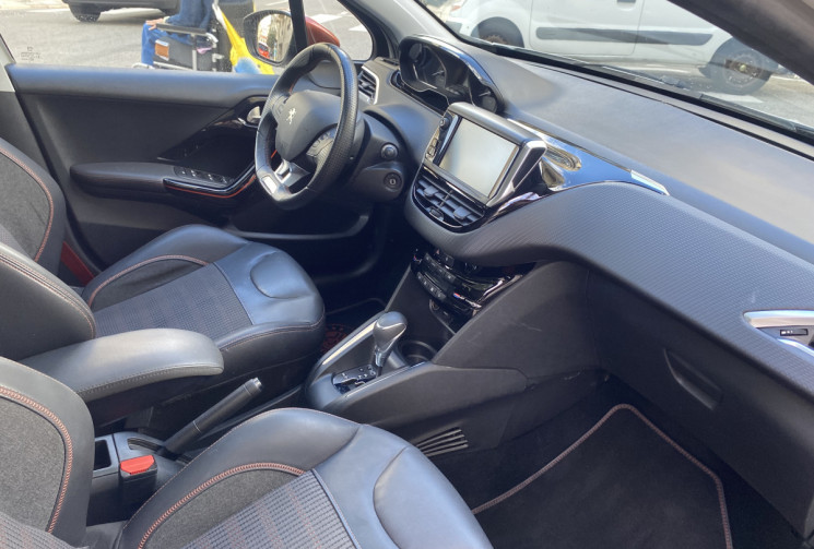 Peugeot 208 1.2 110 CH ROLAND GARROS BOITE AUTO 86400 KMS