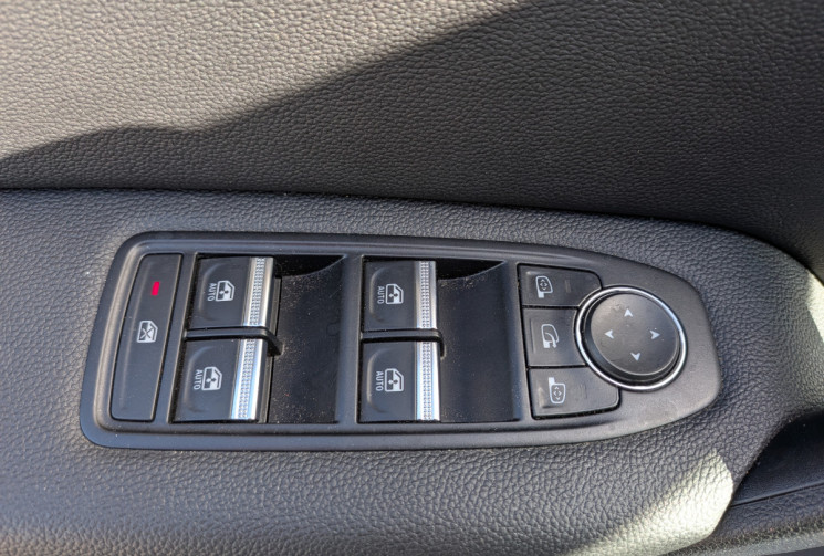 Renault Captur 1.6 E-TECH FULL HYBRID 145 TECHNO