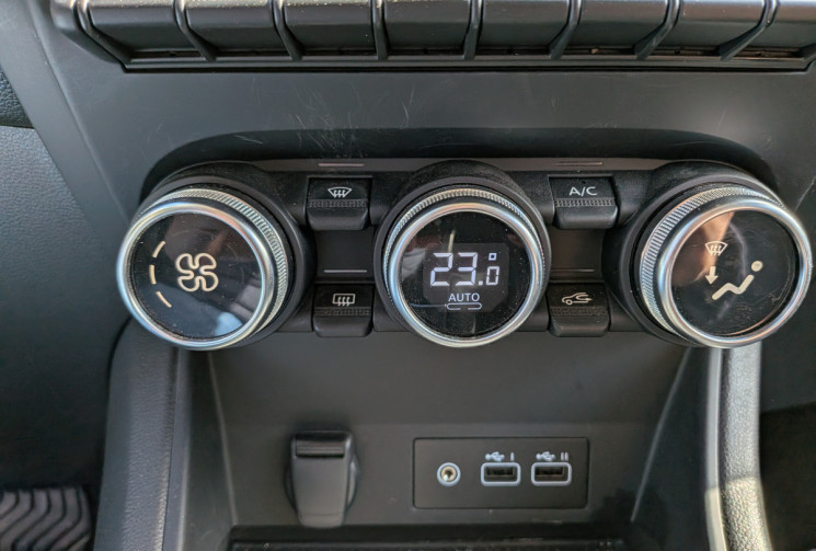 Renault Captur 1.6 E-TECH FULL HYBRID 145 TECHNO