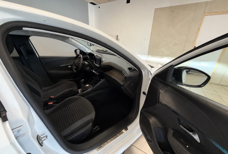 Peugeot 208 PEUGEOT 208 208 PureTech 75 S&S BVM5 Style