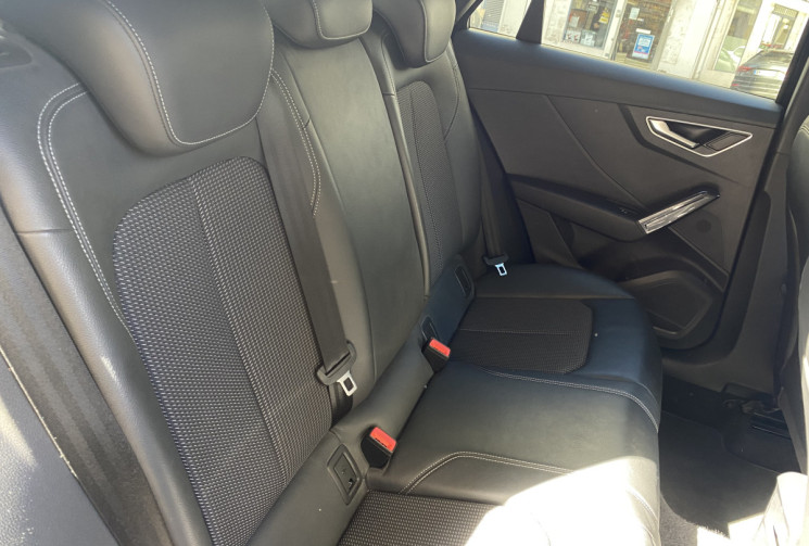 Audi Q2  35 TFSI S-Line plus 150 ch S-tronic Virtual cockpit/  Toit Ouvrant 75000 KMS