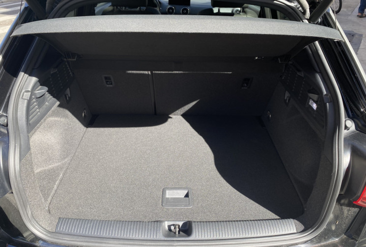 Audi Q2  35 TFSI S-Line plus 150 ch S-tronic Virtual cockpit/  Toit Ouvrant 75000 KMS