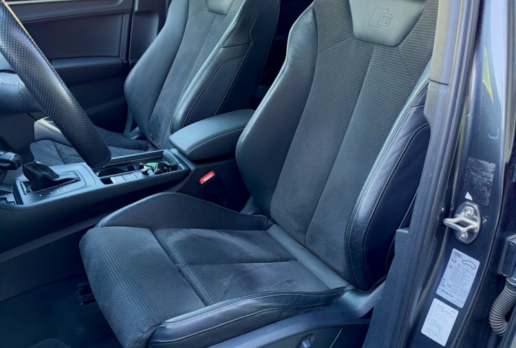 Audi Q3 S Line 35 TFSI Stronic 150cv /Super état/ Suivi Audi / Black pack/19’/Caméra/CarPlay/ Sline 