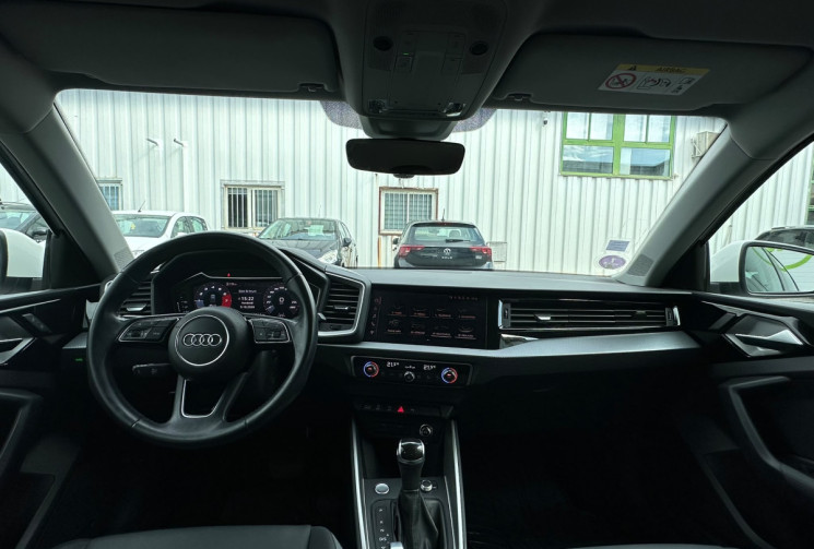 Audi A1 SPORTBACK 30 TFSI S-Tronic7 116cv Design Luxe * Virtual Cockpit * Carplay * Radars * Keyless