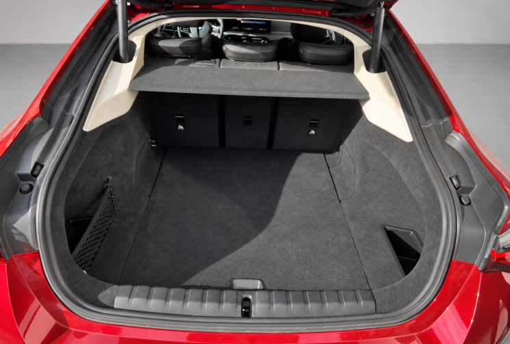 BMW i4 eDRIVE35 GRAN COUPE 286 6000kms