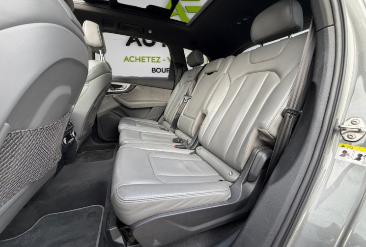 Audi Q7 3.0 TDI QUATTRO / 272 CH / S LINE / 7 PLACES