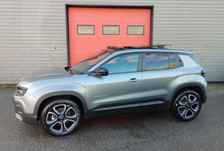 Jeep Avenger 1.2 Turbo T3 110 MHEV BVR6 Summit + toit ouvrant *NEUF 2026