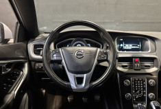 Volvo V40 D3 2.0 150cv R-DESIGN / SIEGES CUIR-ALCANTARA / RADARS AR / FEUX LED 