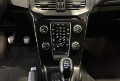 Volvo V40 D3 2.0 150cv R-DESIGN / SIEGES CUIR-ALCANTARA / RADARS AR / FEUX LED 