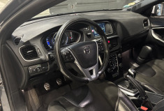 Volvo V40 D3 2.0 150cv R-DESIGN / SIEGES CUIR-ALCANTARA / RADARS AR / FEUX LED 