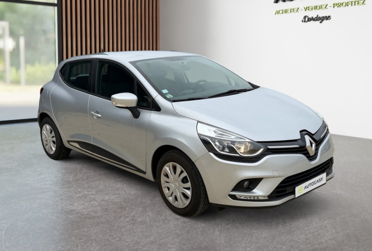 Renault Clio 0.9 TCE 75 LIFE - 5300 KMS SEULEMENT 