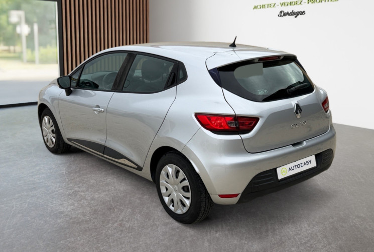 Renault Clio 0.9 TCE 75 LIFE - 5300 KMS SEULEMENT 