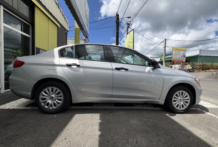 FIAT TIPO Sedan 1.4 i 16V 95 cv // Première main // Pas très kilométré 