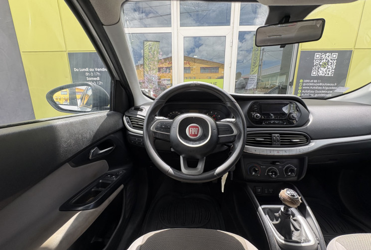 FIAT TIPO Sedan 1.4 i 16V 95 cv // Première main // Pas très kilométré 