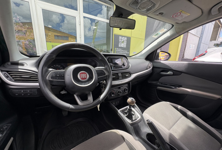 FIAT TIPO Sedan 1.4 i 16V 95 cv // Première main // Pas très kilométré 