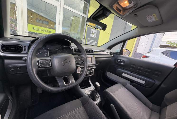 Citroën C3 III Phase 2 1.2 VTi PureTech 12V 83 cv // Première main// Faible Kilométrage