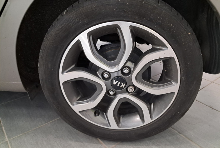Kia Picanto  1.0 67 Urban Edition - CLIM CAMERA CARPLAY  - Suivi KIA - 
