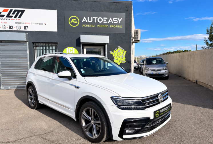 Volkswagen Tiguan 2.0 TDI 150 CARAT R LINE / TOIT OUVRANT / APPLE CAR PLAY / SUIVI VOLKSWAGEN 
