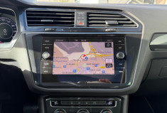 Volkswagen Tiguan 2.0 TDI 150 CARAT R LINE / TOIT OUVRANT / APPLE CAR PLAY / SUIVI VOLKSWAGEN 