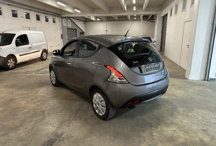 Lancia YPSILON 1.2 Gold 69 /Distribution neuve/KM vérifié/Clim/Régulateur/Idéal Jeune permis