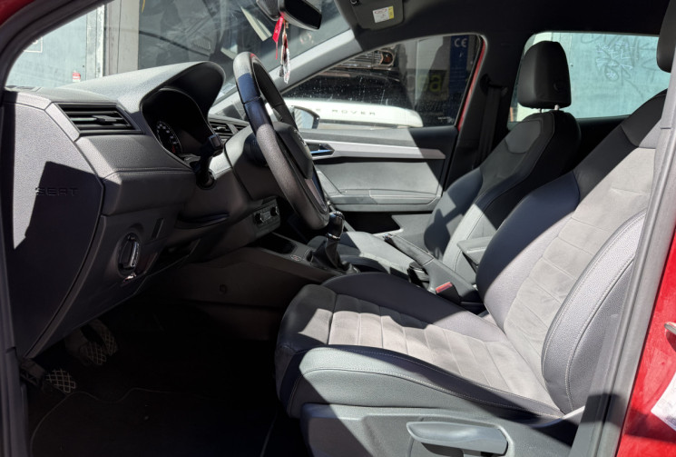 SEAT Ibiza V Xcellence 1.0 TSI 12V 95 cv Origine France 3em Main / Carplay / Camera / sièges sport