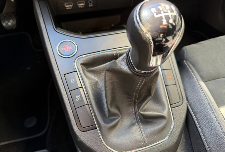 SEAT Ibiza V Xcellence 1.0 TSI 12V 95 cv Origine France 3em Main / Carplay / Camera / sièges sport