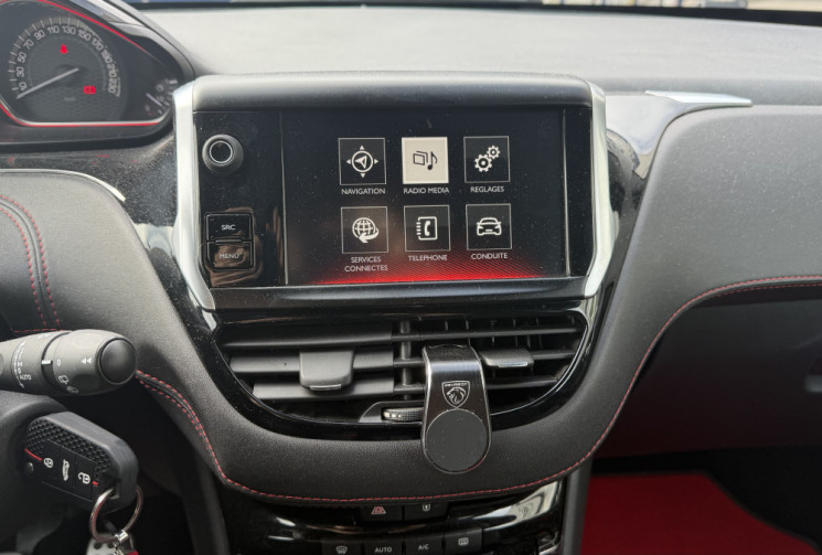 Peugeot 208 1.6 thp 208 GTI by Peugeot Sport - Suivi entretien complet
