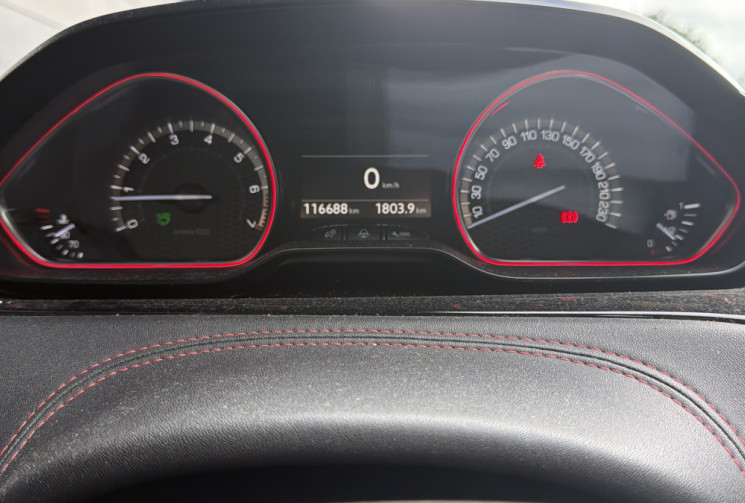 Peugeot 208 1.6 thp 208 GTI by Peugeot Sport - Suivi entretien complet