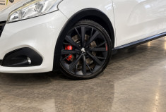 Peugeot 208 1.6 thp 208 GTI by Peugeot Sport - Suivi entretien complet