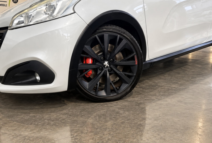 Peugeot 208 1.6 thp 208 GTI by Peugeot Sport - Suivi entretien complet