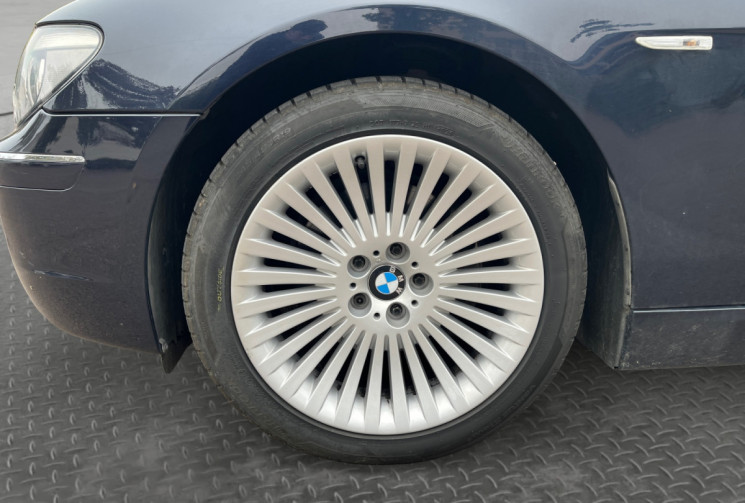 BMW SERIE 7 730 D PREMIERE MAIN