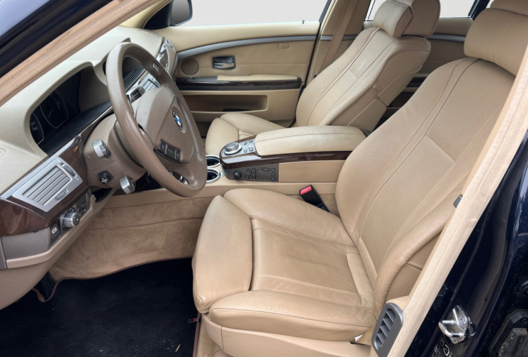 BMW SERIE 7 730 D PREMIERE MAIN