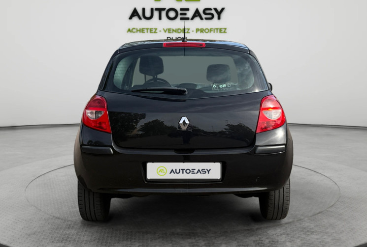 Renault Clio 1.2 16v 75ch