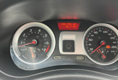 Renault Clio 1.2 16v 75ch