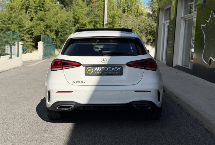 Mercedes Classe A AMG Line 250e 218 Premium Plus / Toit Ouvrant / CarPlay / Sieges chauffants