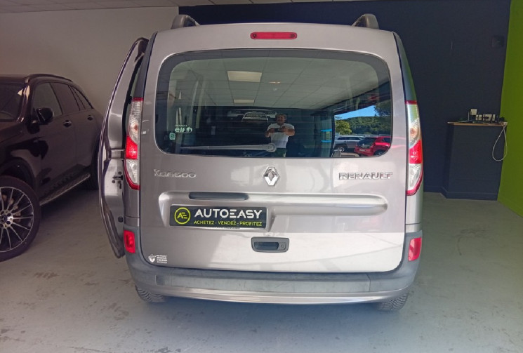Renault Kangoo 90 CV PEPITE  - de 100 000 km. Distribution faite