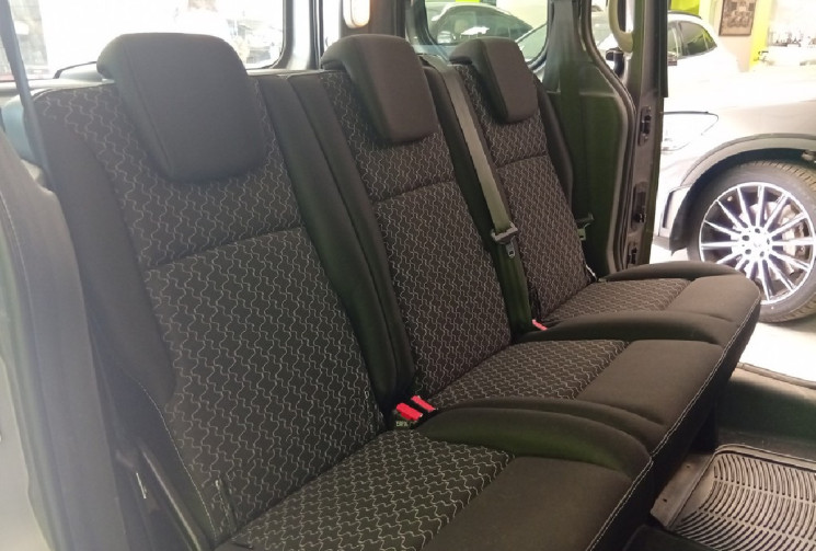 Renault Kangoo 90 CV PEPITE  - de 100 000 km. Distribution faite