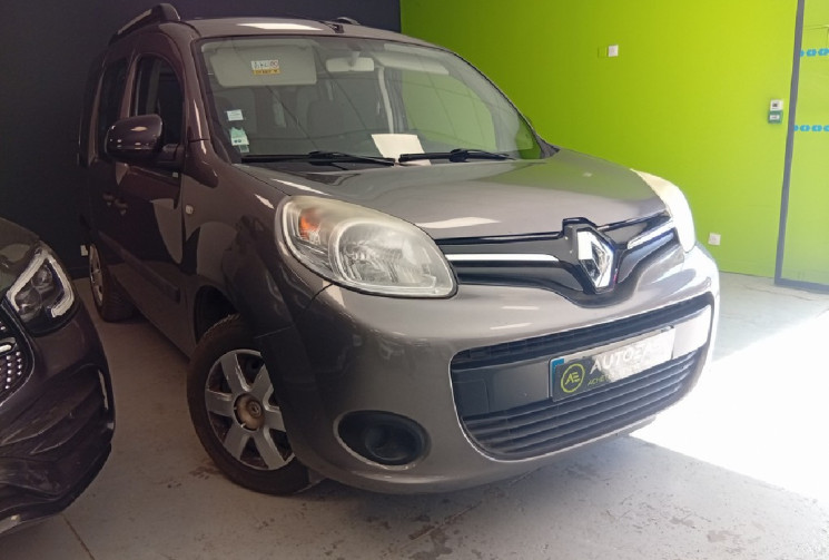 Renault Kangoo 90 CV PEPITE  - de 100 000 km. Distribution faite